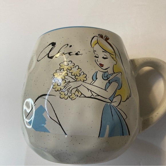 Disney Alice This Way To Wonderland Organic Egg Mug - Picture 8 of 11